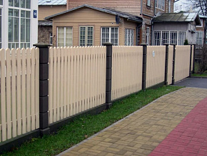 Забор из белого штакетника для дачного участка купить Москва