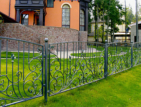 Забор для загородного дома кованый серый купить Москва
