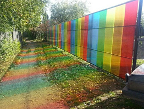 Забор из поликарбоната радужный купить Москва