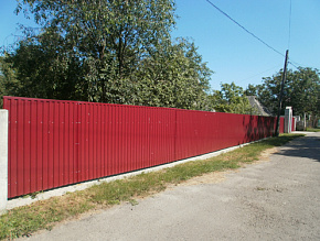 Забор для дачи из профнастила красный купить Москва