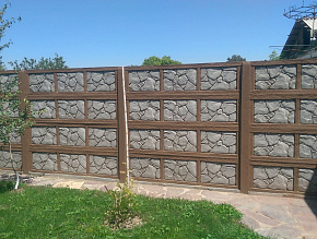 Забор для загородного дома бетонный в современном стиле купить Москва
